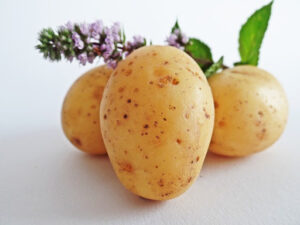 Potato for hair growth