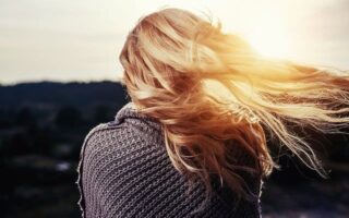 Everyday Habits That Make Hair Worse