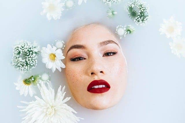 8 natural ingredients that can whiten facial skin